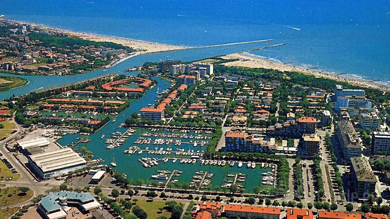 Apartment Gorgeous Studio With Shared Pool And Terrace Porto Santa Margherita di Caorle