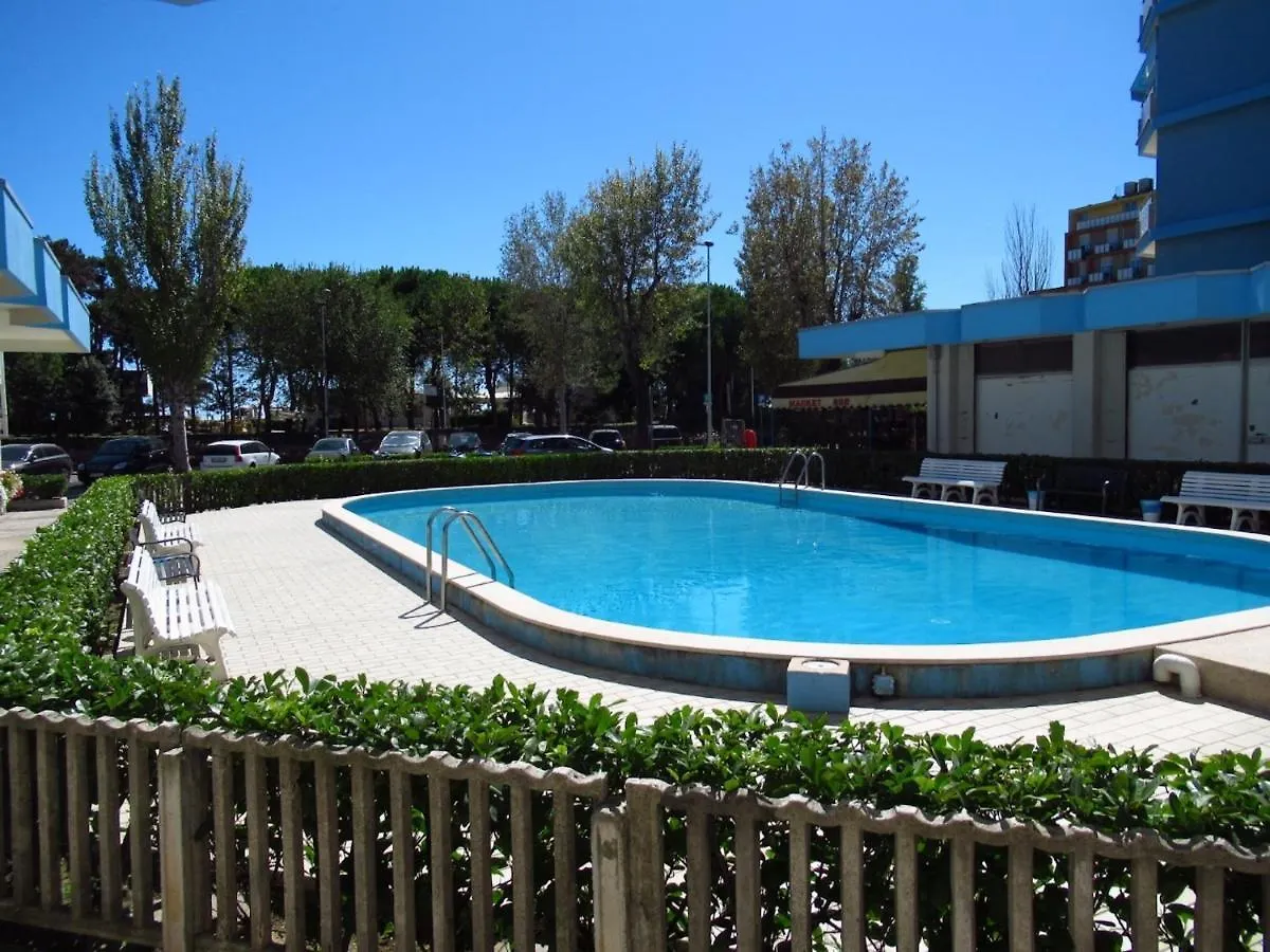 Gorgeous Studio With Shared Pool And Terrace Porto Santa Margherita di Caorle Italy