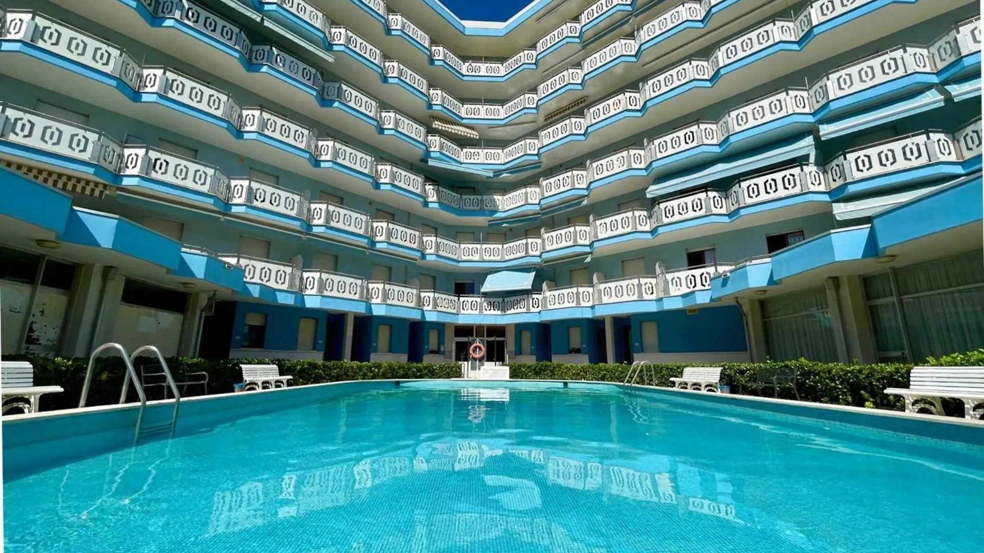 Gorgeous Studio With Shared Pool And Terrace Porto Santa Margherita di Caorle Italy